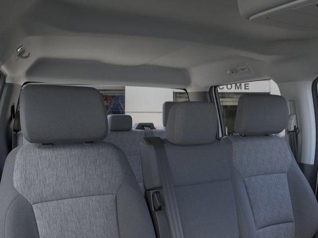 Photo of 2025 Oxford White Ford F-350