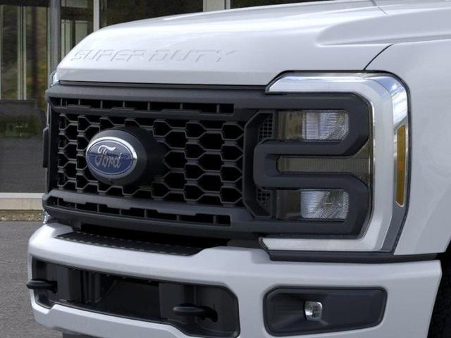 Photo of 2025 Oxford White Ford F-350