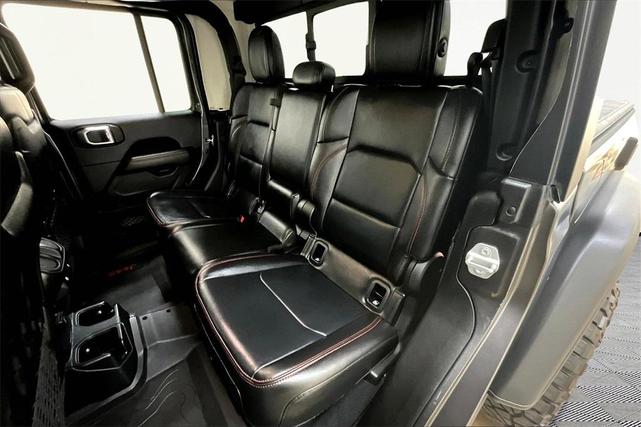 Photo of 2021 Granite Crystal Clearcoat Metallic Jeep Gladiator