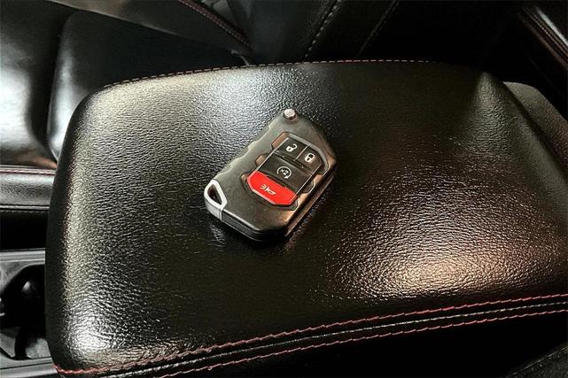 Photo of 2021 Granite Crystal Clearcoat Metallic Jeep Gladiator