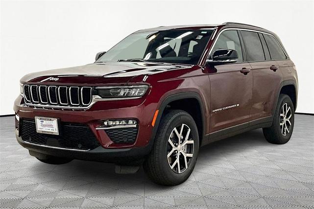Photo of 2025 Velvet Red Pearlcoat Jeep Grand Cherokee