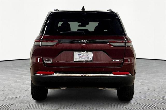 Photo of 2025 Velvet Red Pearlcoat Jeep Grand Cherokee