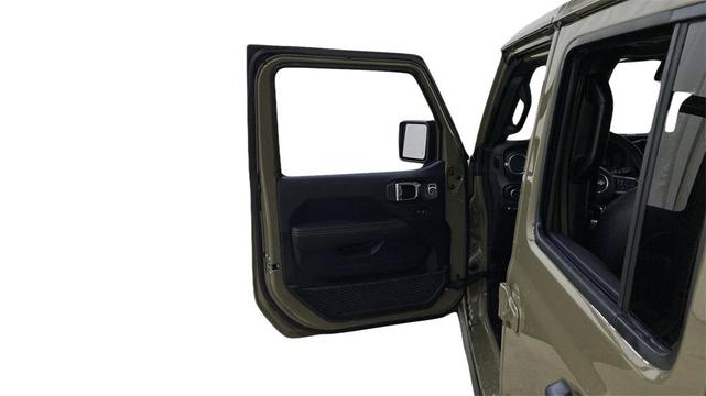 Photo of 2025 41 Jeep Wrangler 4xe