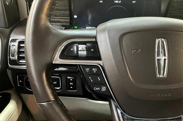 Photo of 2021 Black Lincoln Navigator