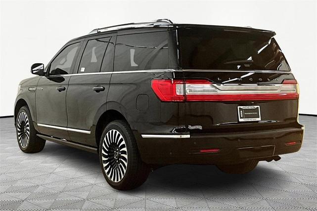 Photo of 2021 Black Lincoln Navigator