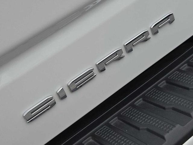 Photo of 2023 White Frost Tri-Coat GMC Sierra 1500