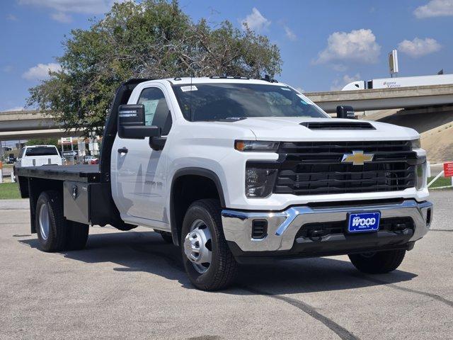 Photo of 2025 Summit White Chevrolet Silverado 3500