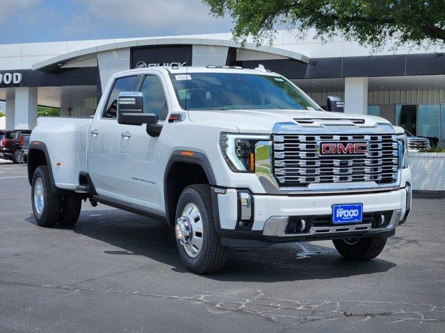 Photo of 2025 Summit White GMC Sierra 3500
