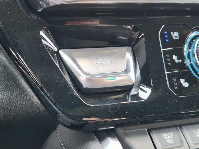 Photo of 2025 Summit White GMC Sierra 3500