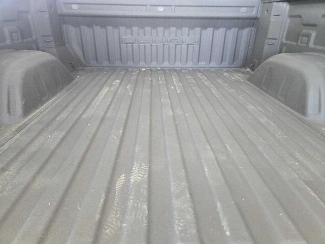 Photo of 2022 Summit White GMC Sierra 1500