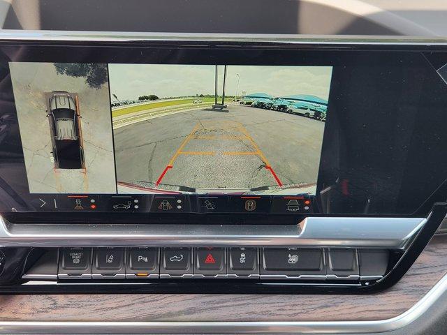 Photo of 2025 Summit White GMC Sierra 3500