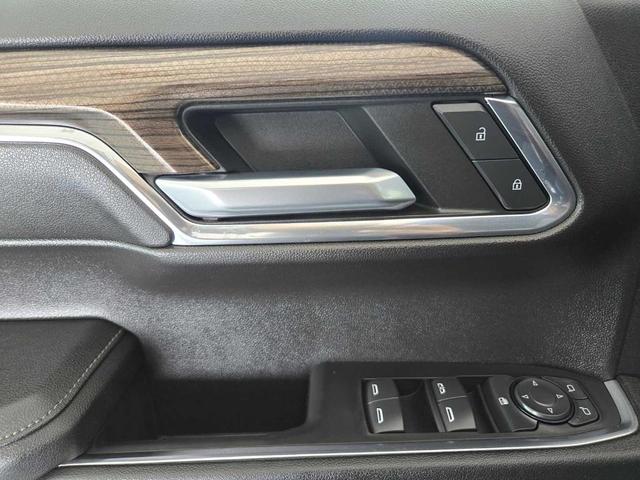 Photo of 2024 Glacier Blue Metallic Chevrolet Silverado 1500