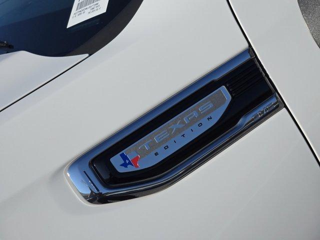 Photo of 2020 Summit White GMC Sierra 1500