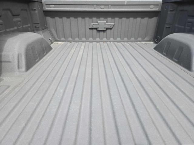 Photo of 2022 Glacier Blue Metallic Chevrolet Silverado 1500