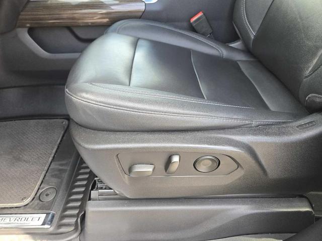 Photo of 2022 Glacier Blue Metallic Chevrolet Silverado 1500
