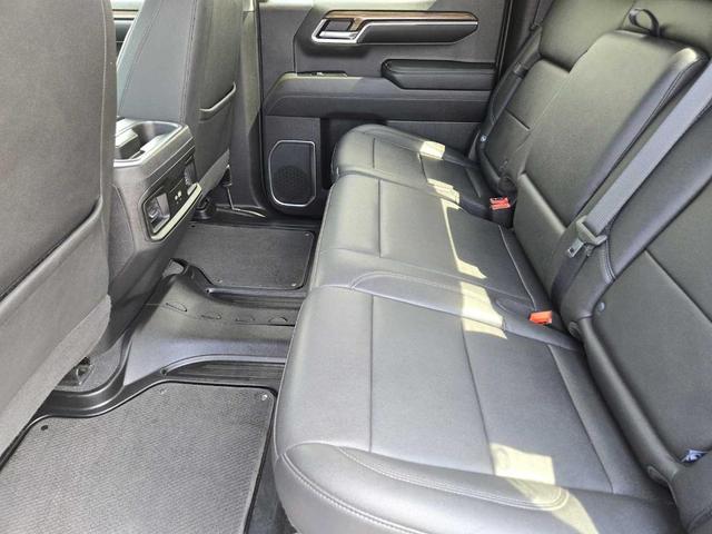 Photo of 2022 Glacier Blue Metallic Chevrolet Silverado 1500