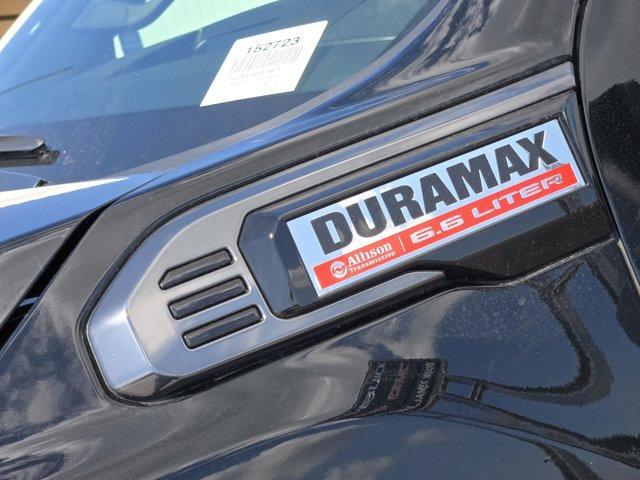 Photo of 2025 Onyx Black GMC Sierra 2500