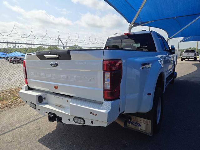 Photo of 2022 Star White Ford F-350