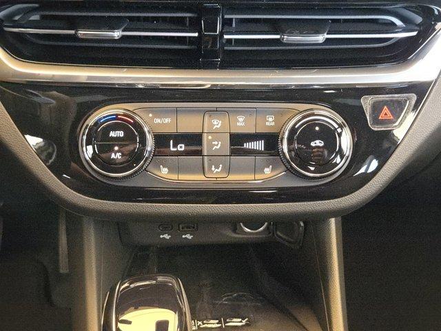 Photo of 2026 Summit White Buick Envista