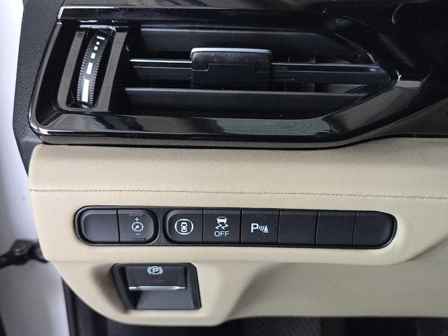 Photo of 2024 Platinum White Pearl Acura MDX