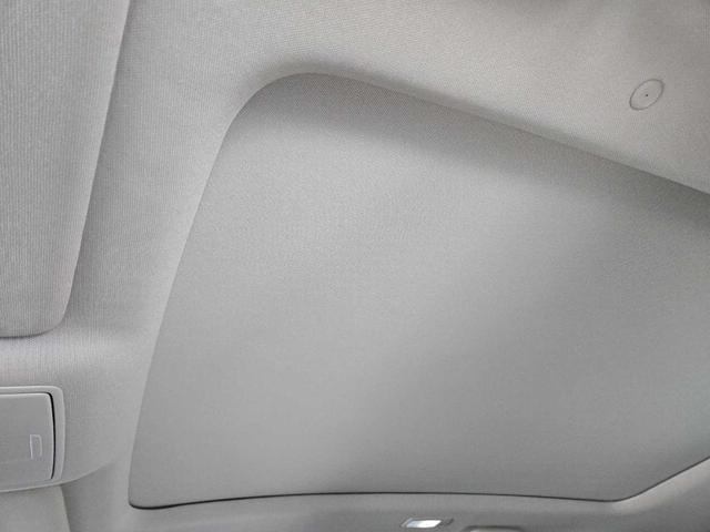 Photo of 2024 Platinum White Pearl Acura MDX