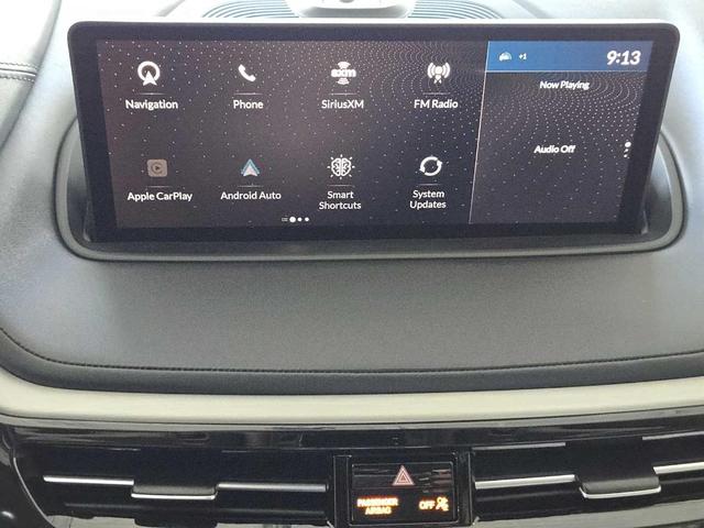 Photo of 2024 Platinum White Pearl Acura MDX