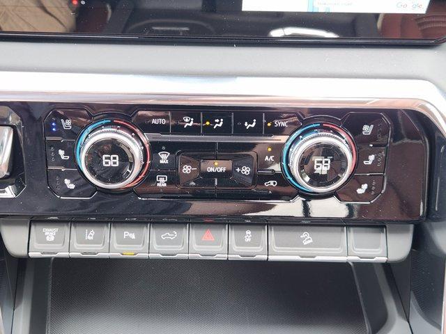 Photo of 2025 Summit White GMC Sierra 2500
