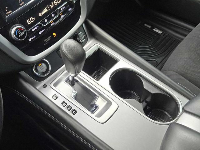 Photo of 2020 White Nissan Murano
