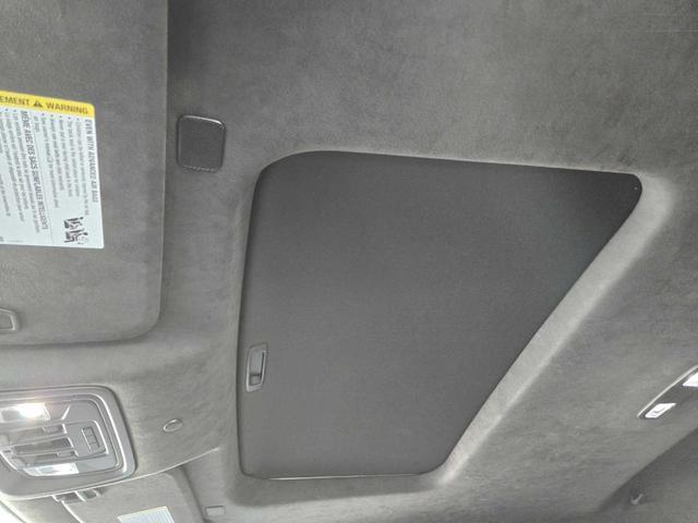 Photo of 2024 Onyx Black GMC Sierra 2500