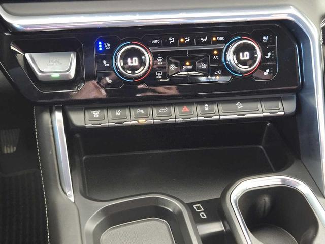 Photo of 2024 Onyx Black GMC Sierra 2500