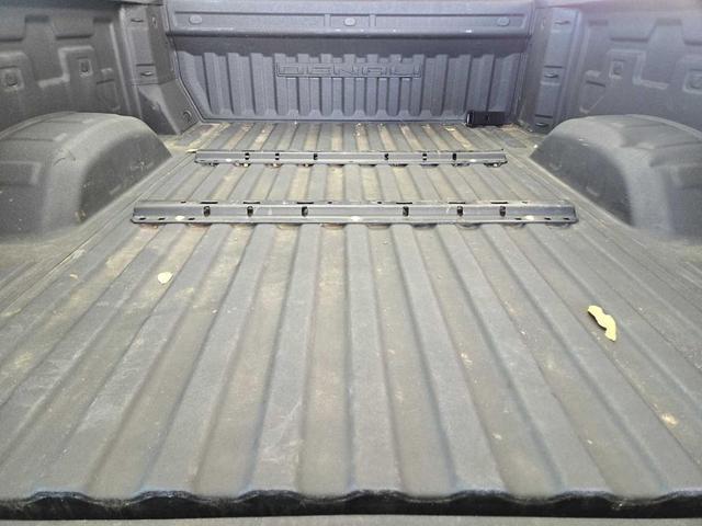 Photo of 2024 Onyx Black GMC Sierra 2500