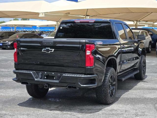 Photo of 2021 Black Chevrolet Silverado 1500