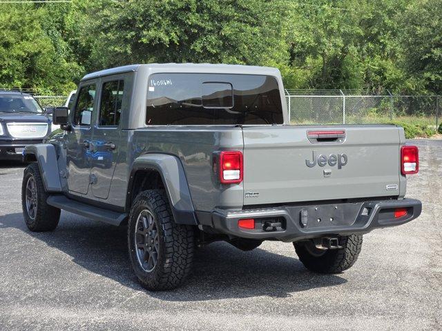 Photo of 2022 Sting Gray Clearcoat Jeep Gladiator