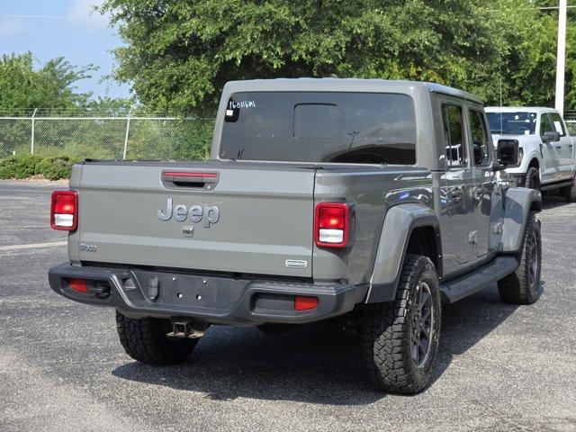 Photo of 2022 Sting Gray Clearcoat Jeep Gladiator