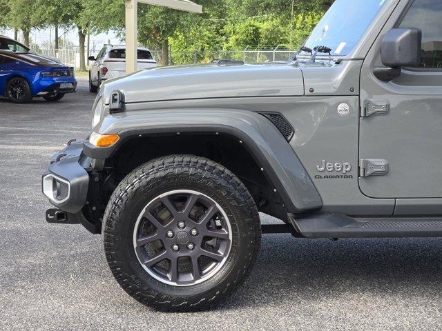 Photo of 2022 Sting Gray Clearcoat Jeep Gladiator