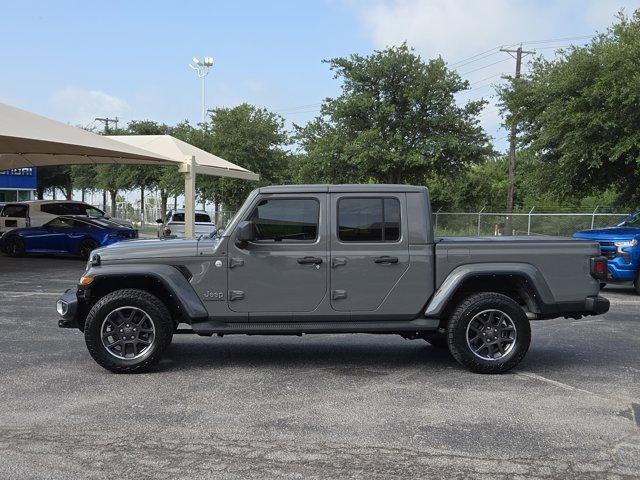 Photo of 2022 Sting Gray Clearcoat Jeep Gladiator