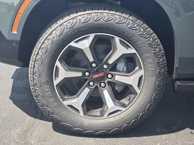 Photo of 2025 Midnight Pine GMC Yukon XL
