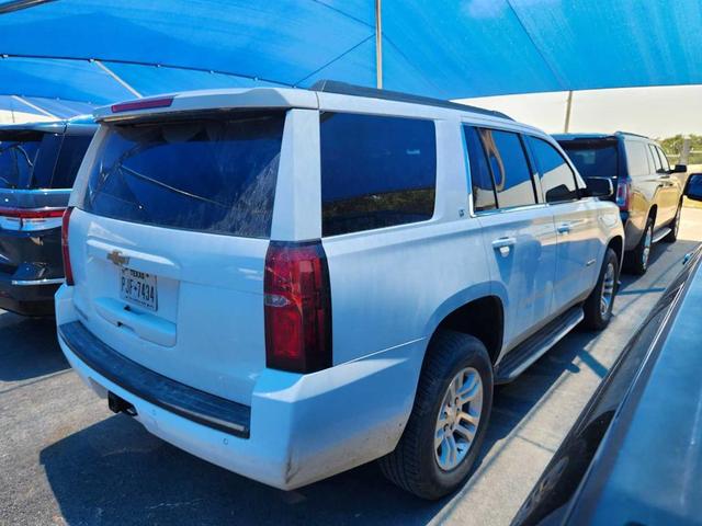 Photo of 2018 Summit White Chevrolet Tahoe
