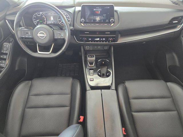 Photo of 2023 White Nissan Rogue