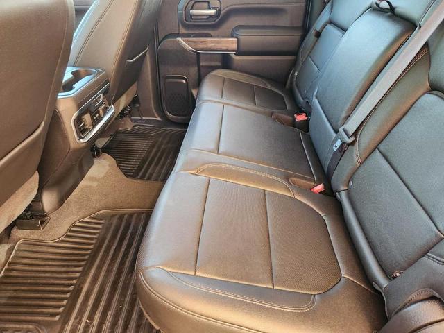 Photo of 2021 Black Chevrolet Silverado 2500