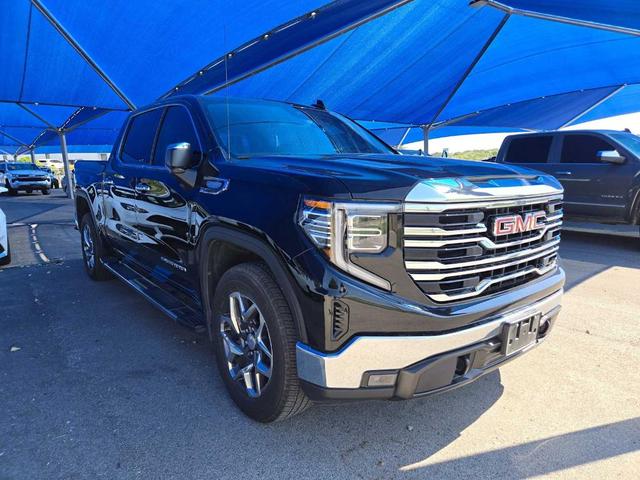 Photo of 2023 Onyx Black GMC Sierra 1500