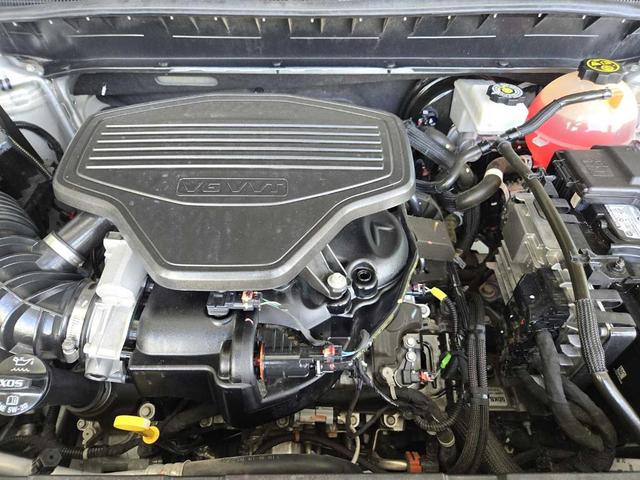 Photo of 2022 Silver Ice Metallic Chevrolet Blazer