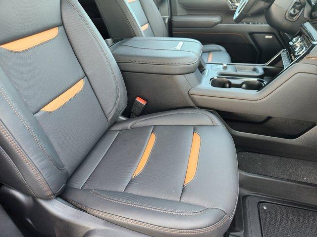 Photo of 2025 Onyx Black GMC Sierra 2500