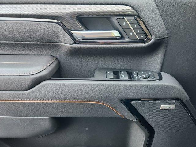 Photo of 2025 Onyx Black GMC Sierra 2500