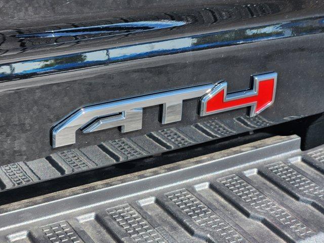 Photo of 2025 Onyx Black GMC Sierra 2500