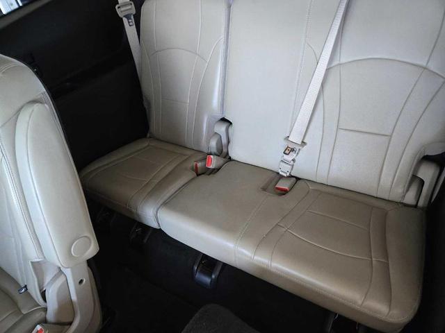 Photo of 2018 Red Quartz Tintcoat Buick Enclave