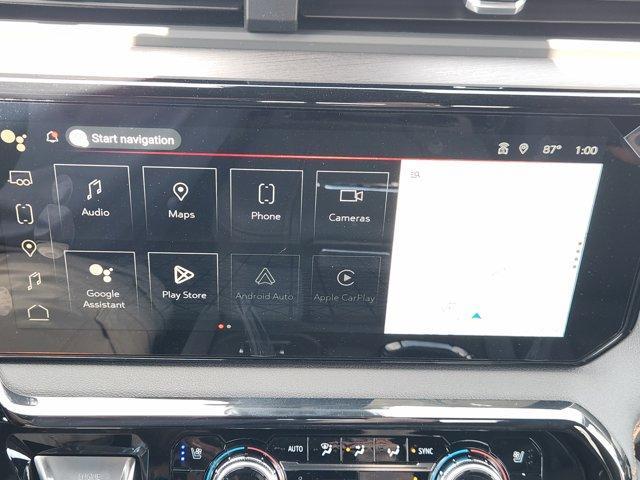 Photo of 2025 Summit White GMC Sierra 2500