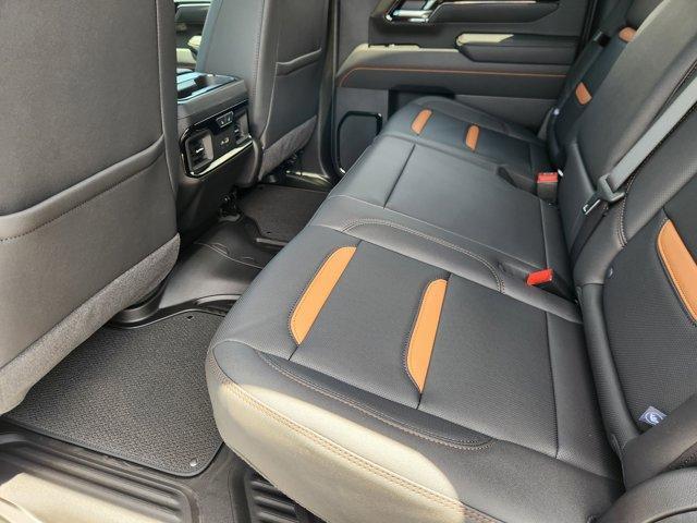 Photo of 2025 Summit White GMC Sierra 2500