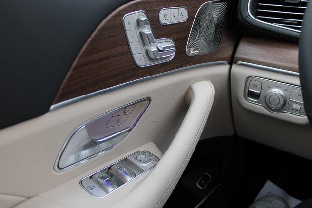 Photo of 2025 Polar White Mercedes-Benz GLE 450