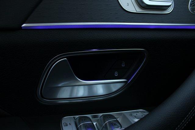 Photo of 2025 Obsidian Black Mercedes-Benz GLS 450